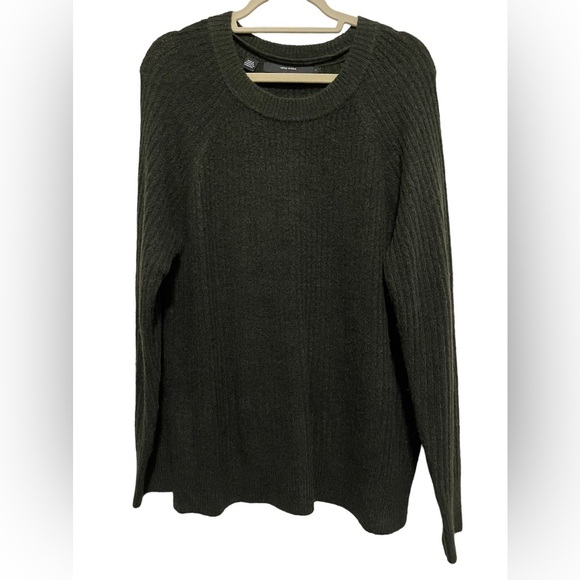 Vero Moda Sweaters - Vero Moda - Dark Green Sweater - soft - Size L